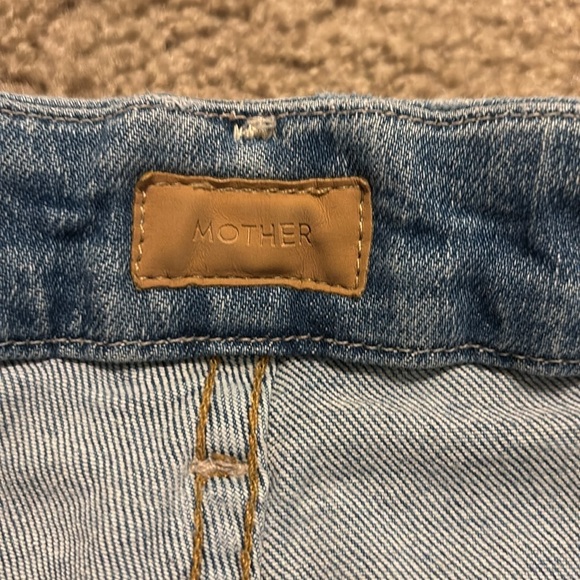 Mother Women’s Looker Ankle Fray Distressed Denim Jeans in Love Gun- Size 26 - Picture 3 of 7